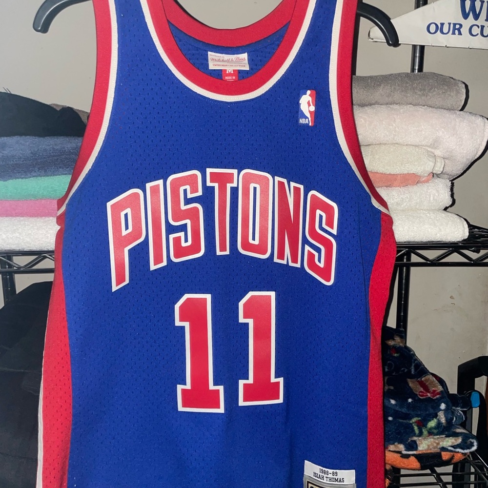 Detroit pistons throwback jersey